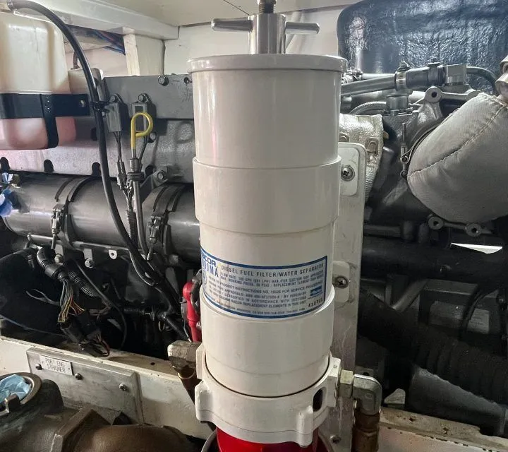 Slide: The Image of Mainship 43 Trawler 2007 - 40