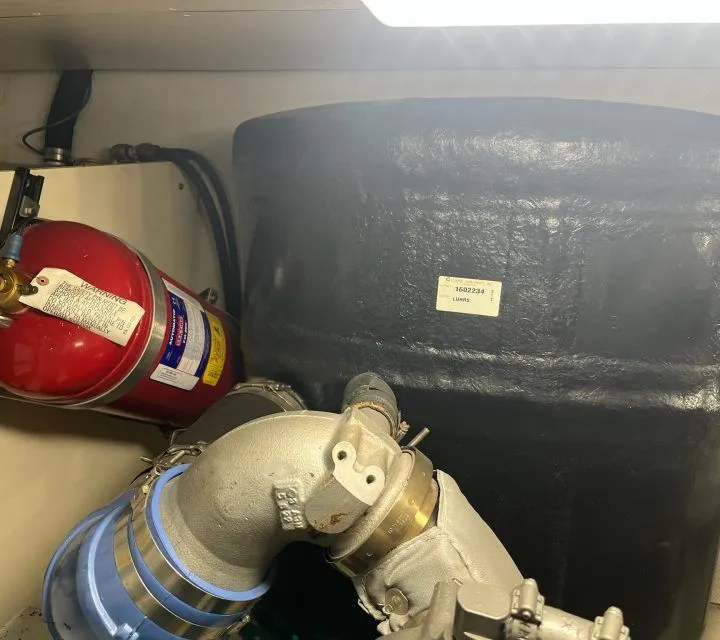 Slide: The Image of Mainship 43 Trawler 2007 - 45