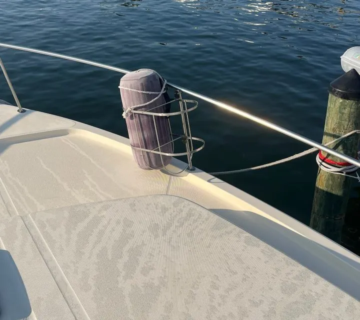 Slide: The Image of Mainship 43 Trawler 2007 - 8