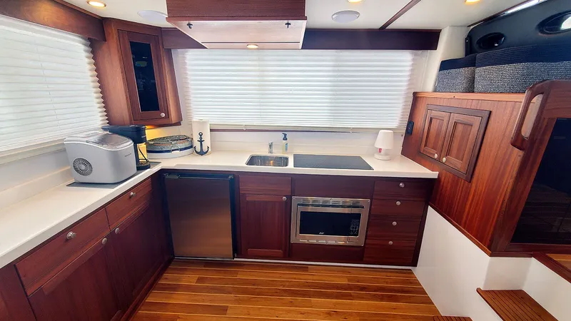 Slide: The Image of Main Cabin Port - 13