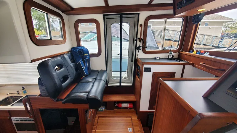 Slide: The Image of Pilothouse Port - 20