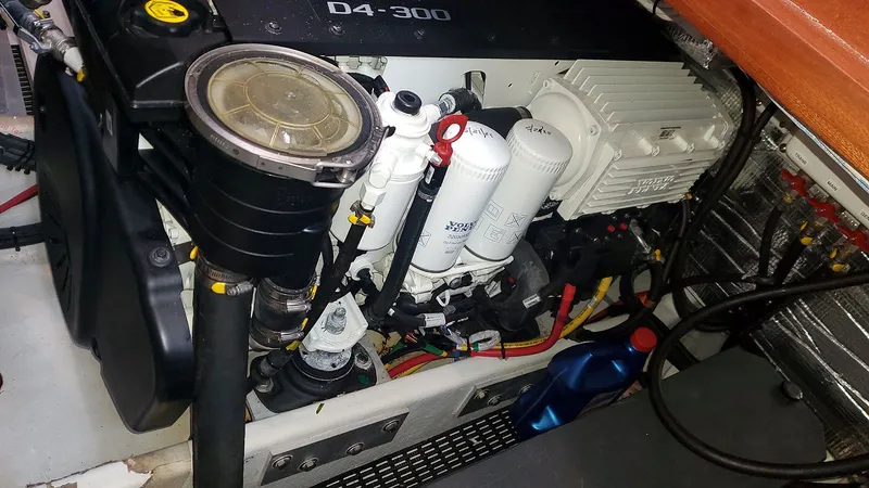 Slide: The Image of Main Engine Port - 33