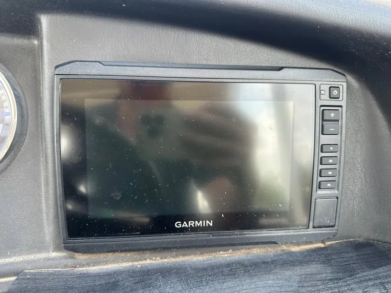 Slide: The Image of Tahoe CAS FUNSHIP25T 2023 - 24