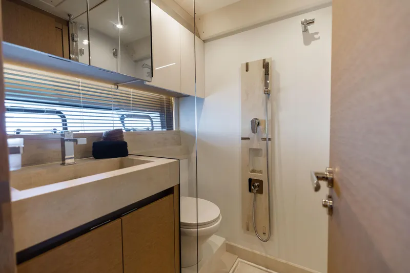 Slide: The Image of 2024 Prestige 520 Fly- SS BELLE VIE- Guest Head - 30