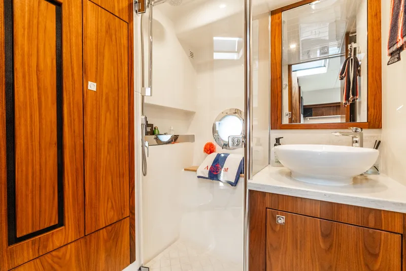 Slide: The Image of Riviera 4800 Sport Yacht 2019 - 63