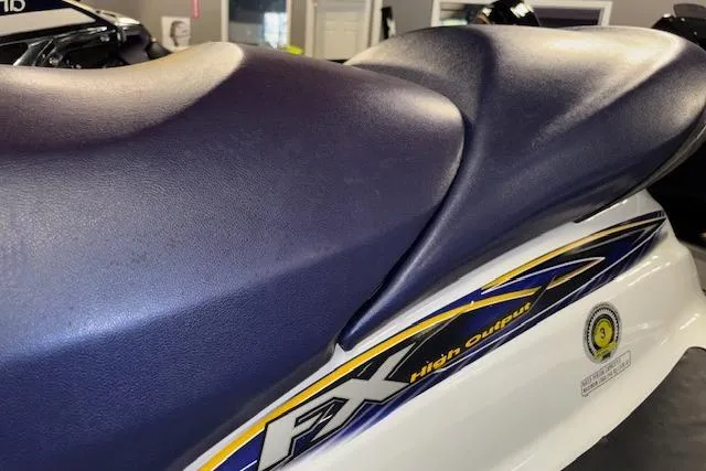 Slide: The Image of 2004 Yamaha WaveRunner FX, high output model, featuring a sleek blue and white design. - 11