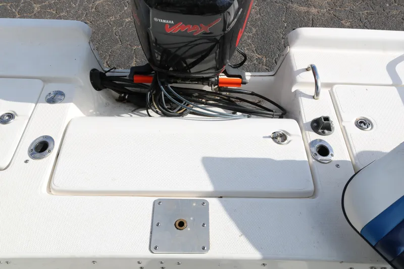 Slide: The Image of 2008 Blue Wave 220 Deluxe Pro boat with Yamaha VMAX engine, rear deck view. - 30