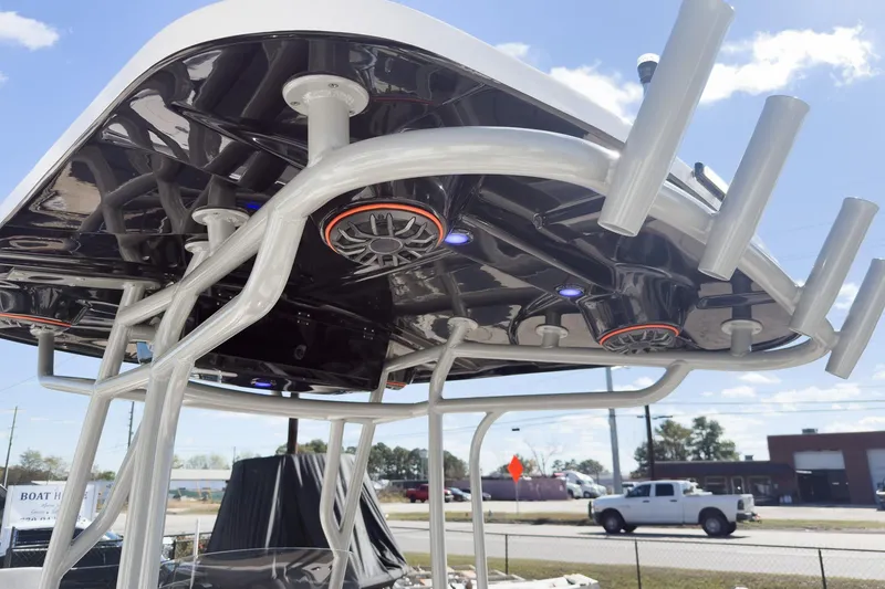 Slide: The Image of Livewell compartment in 2026 Sea Chaser 26 LX Special Edition boat. - 27