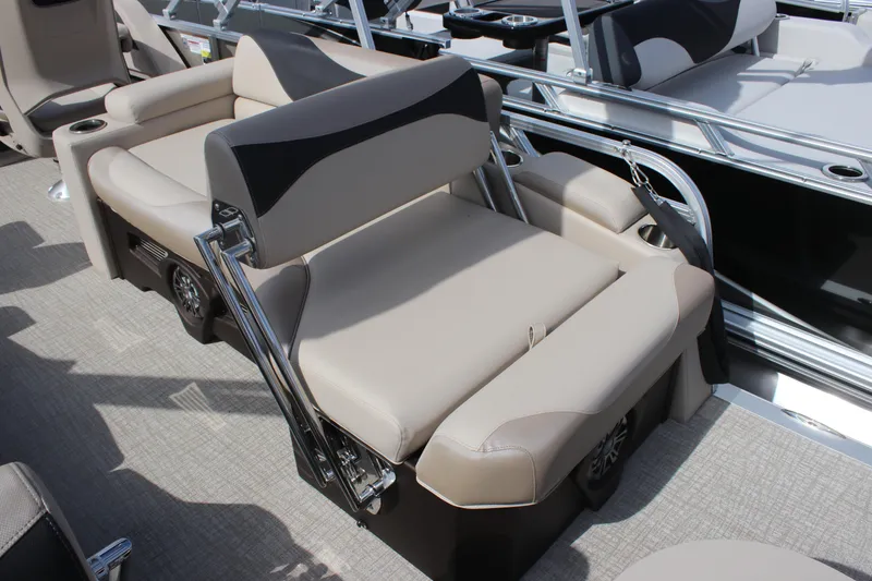 Slide: The Image of 2026 Avalon LSZ Quad Lounger Shift boat interior with beige seating and modern design. - 6