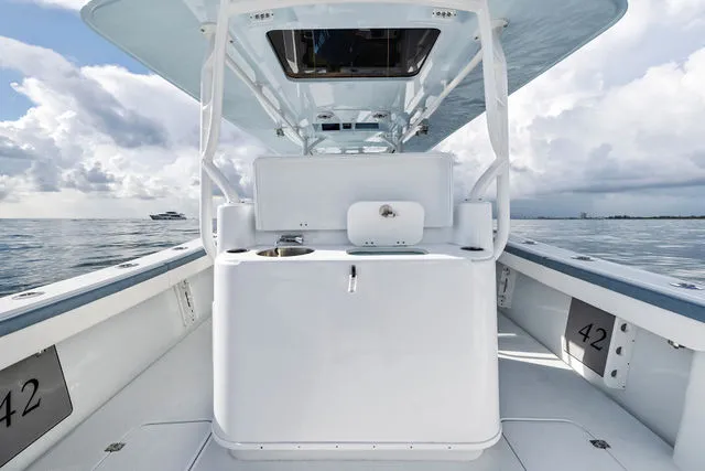 Slide: The Image of Yellowfin 42 Offshore 2023 - 74