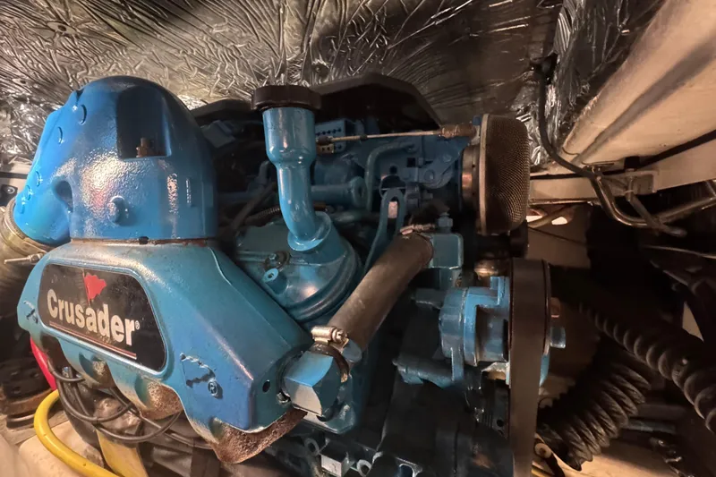 Slide: The Image of Engine of a 2005 Tiara Yachts 2900 Open, featuring a Crusader motor. - 18