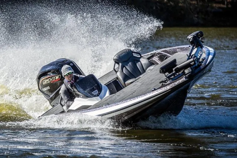 Slide: The Image of Manufacturer Provided Image: 2026 Skeeter ZXR20 SE boat speeding on water, creating a splash. - 5