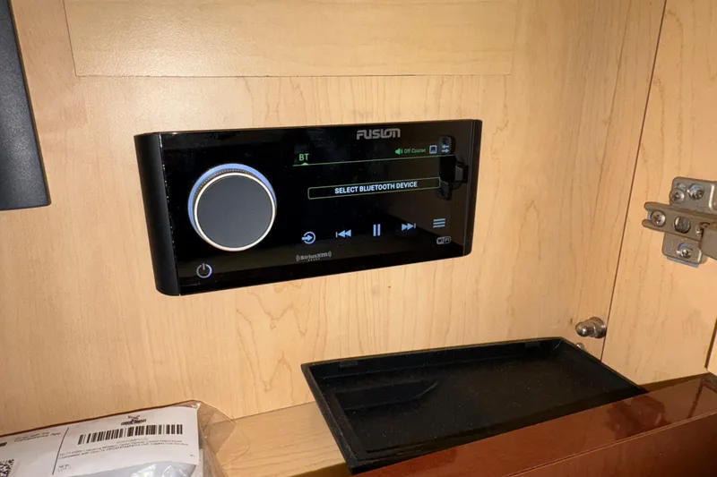 Slide: The Image of Fusion stereo system in 2008 Sea Ray 40 Sundancer boat interior. - 25