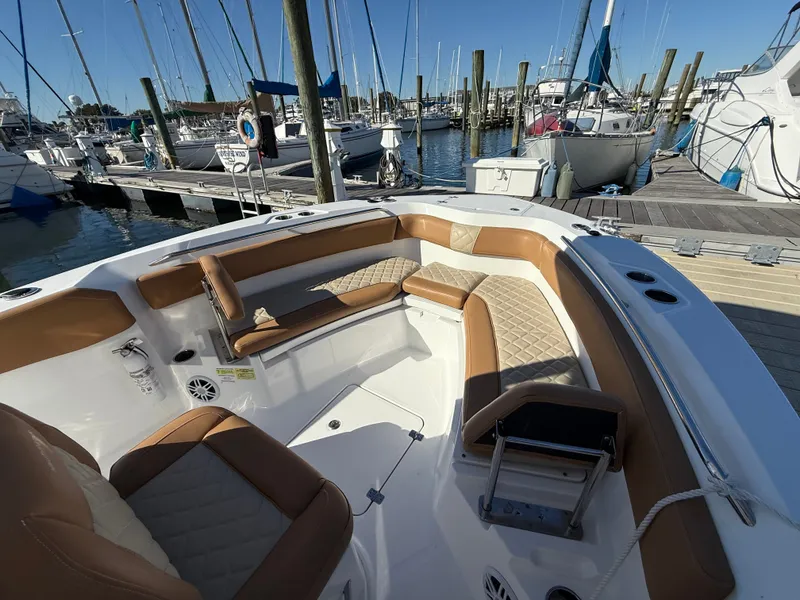 Slide: The Image of NauticStar 242 Offshore 2025 - 15