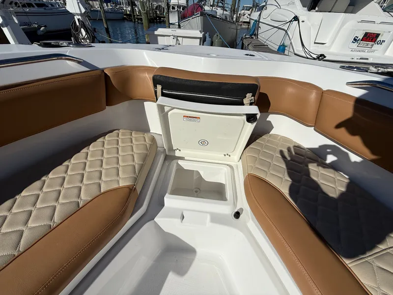 Slide: The Image of NauticStar 242 Offshore 2025 - 17