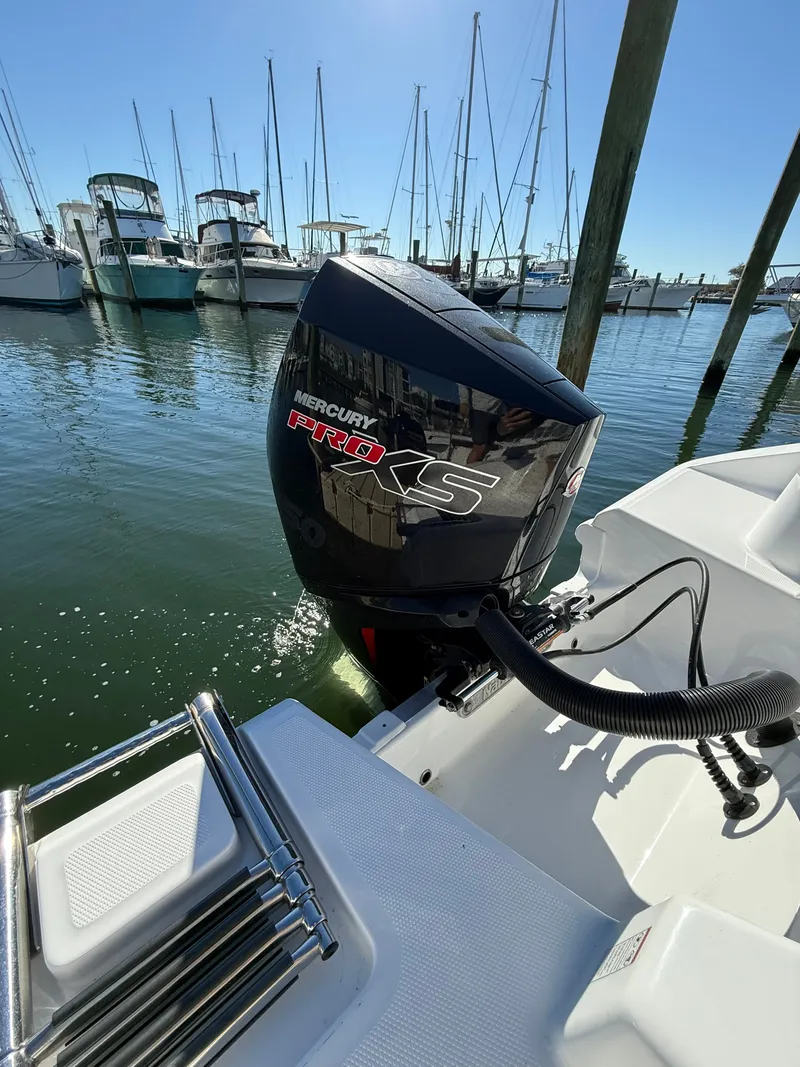 Slide: The Image of NauticStar 242 Offshore 2025 - 33