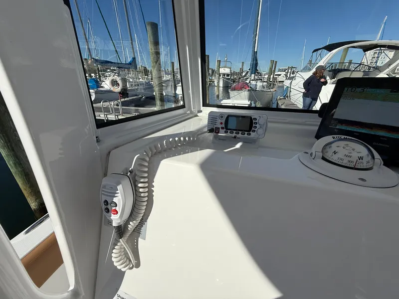 Slide: The Image of NauticStar 242 Offshore 2025 - 9