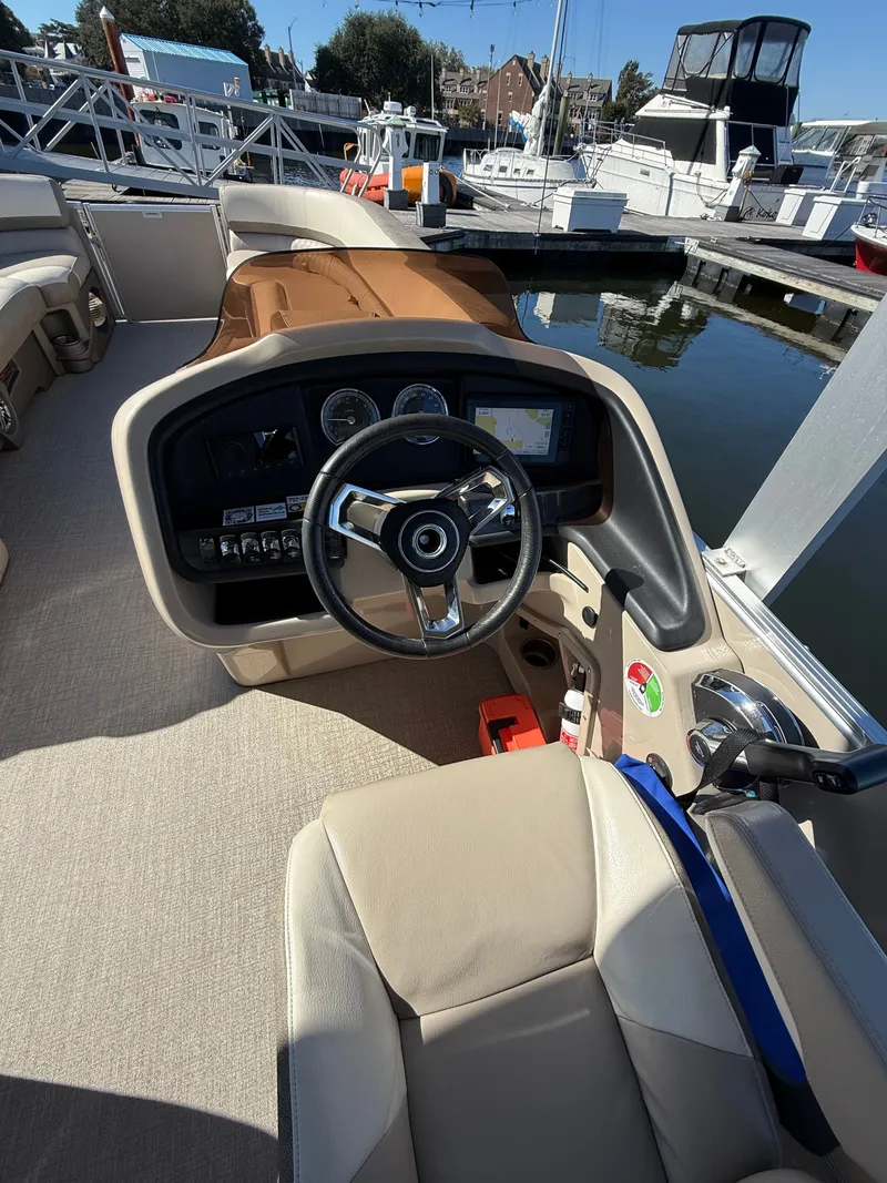 Slide: The Image of Tahoe Cascade Platinum Cruise Funship - 25' 2023 - 11