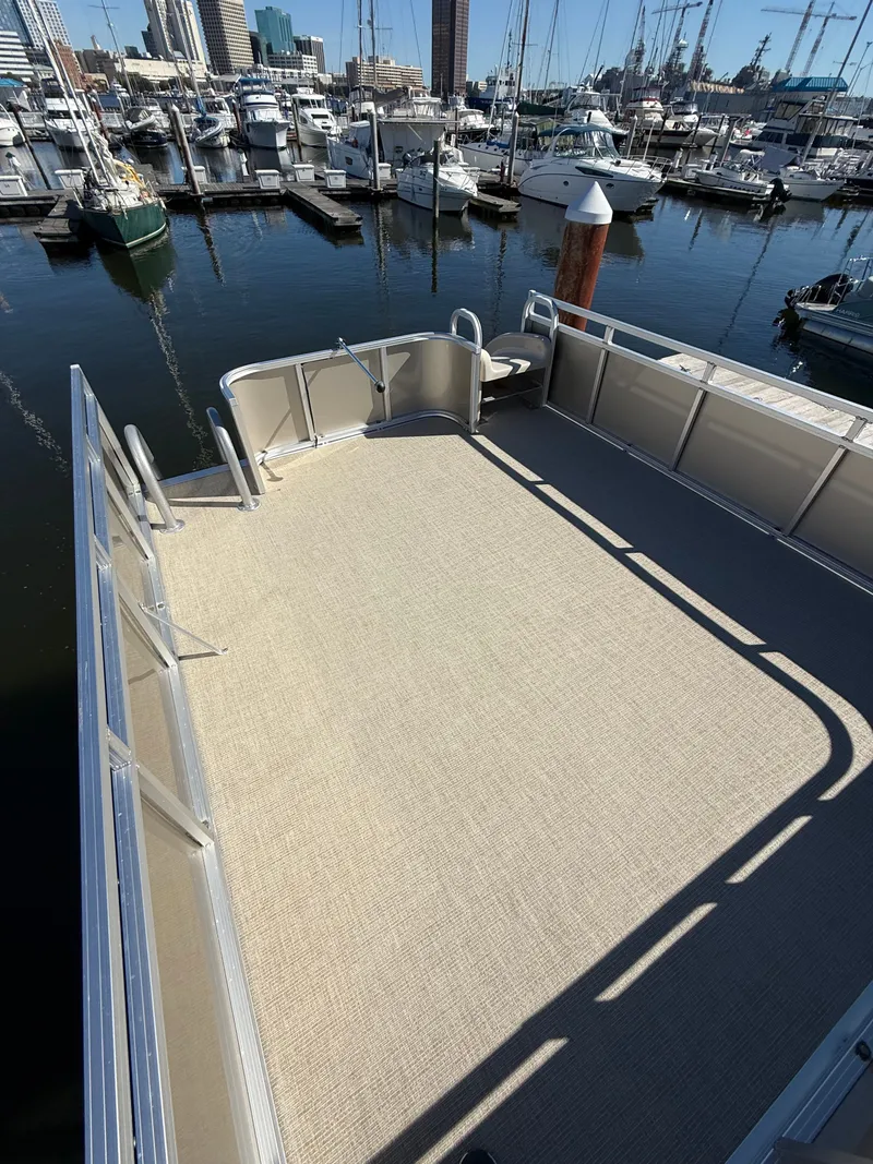 Slide: The Image of Tahoe Cascade Platinum Cruise Funship - 25' 2023 - 24