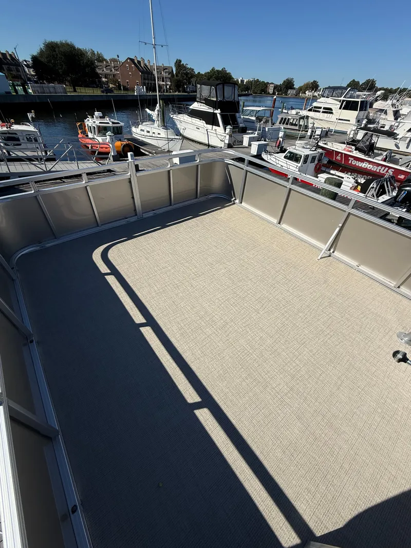 Slide: The Image of Tahoe Cascade Platinum Cruise Funship - 25' 2023 - 25