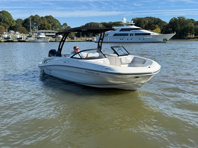 Slide: The Image of Bayliner VR6 Bowrider OB 2025 - 2