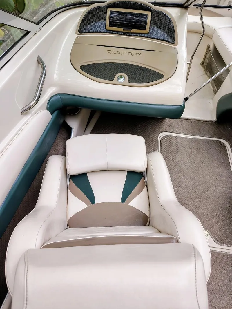 Slide: The Image of Glastron GX 185 2002 - 8