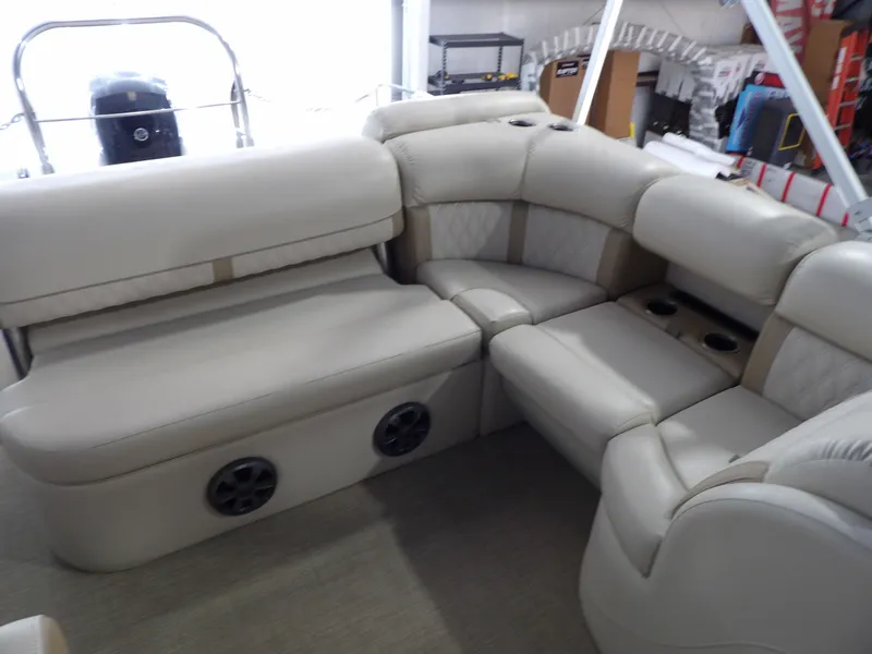 Slide: The Image of Harris CRUISER X220 2018 - 16