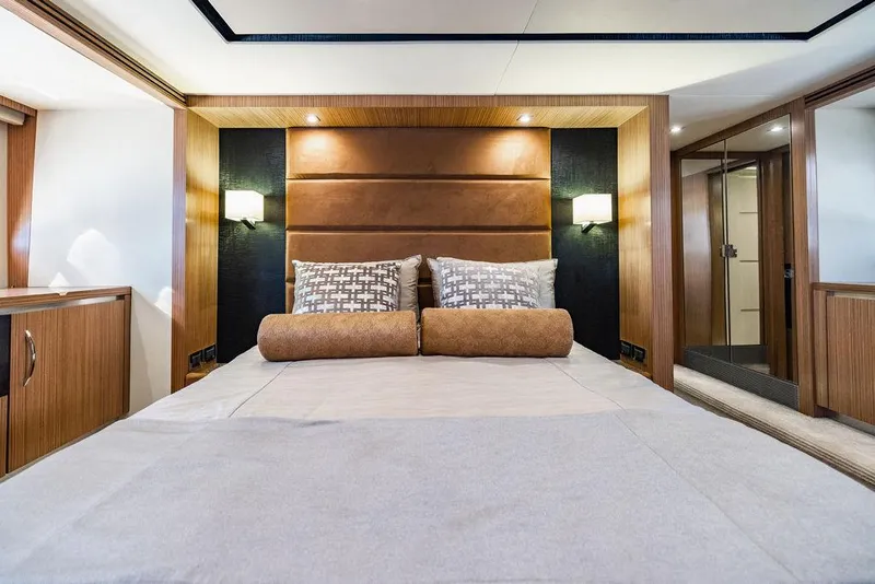 Slide: The Image of Sea Ray L650 Fly 2016 - 75