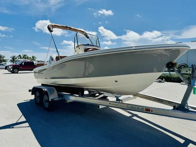 Slide: The Image of Pioneer 180 Islander 2026 - 18