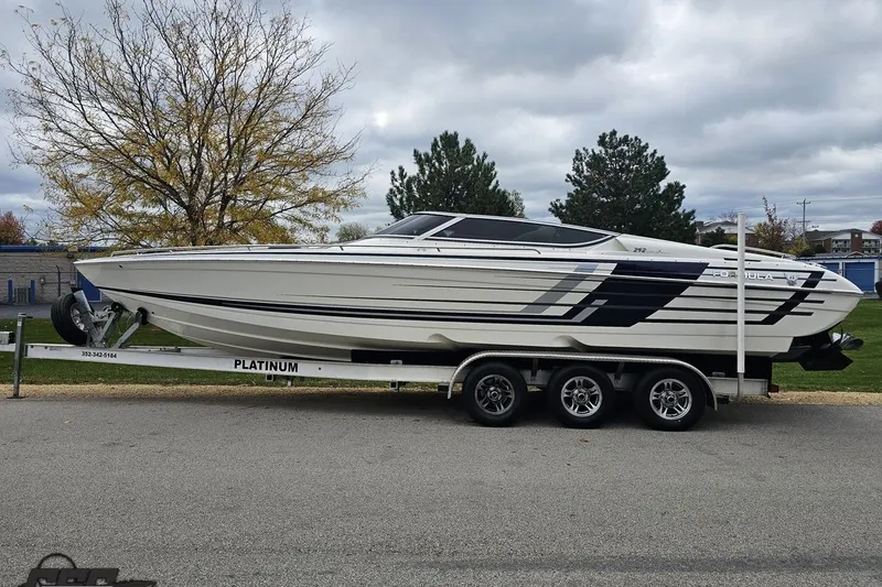 The Image of 2019 Formula 292 FASTech boat on trailer at Grand Sport Center. - 2
