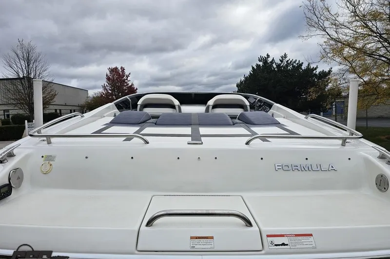 Slide: The Image of 2019 Formula 292 FASTech boat with dual propellers in a sunny outdoor setting. - 25