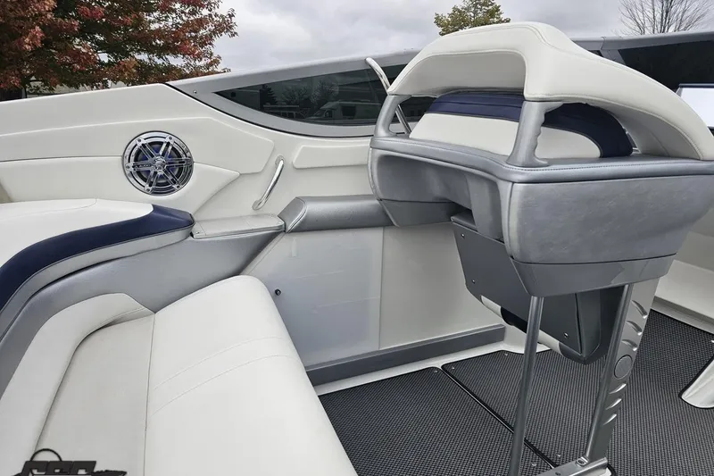 Slide: The Image of Overhead view of 2019 Formula 292 FASTech speedboat on concrete surface. - 37