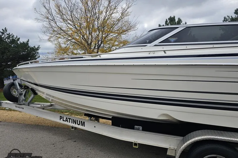 Slide: The Image of 2019 Formula 292 FASTech boat at Grand Sport Center, showcasing sleek design and graphics. - 5