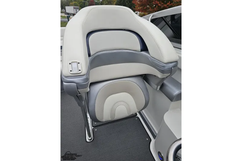 Slide: The Image of Dashboard of 2019 Formula 292 FASTech boat with digital controls and sunlight glare. - 64