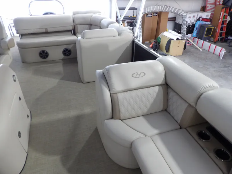 Slide: The Image of Harris CRUISER X220 2018 - 13