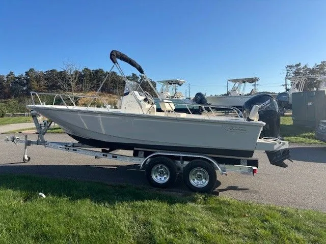 Slide: The Image of Boston Whaler 190 Montauk 2024 - 5