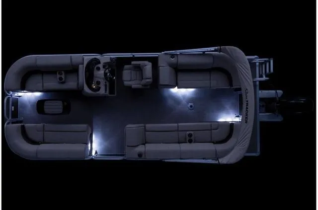 Slide: The Image of Sun Tracker Party Barge 22 DLX 2019 - 12