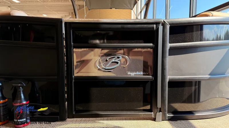 Slide: The Image of Barletta Lusso L25UCA 2026 - 11