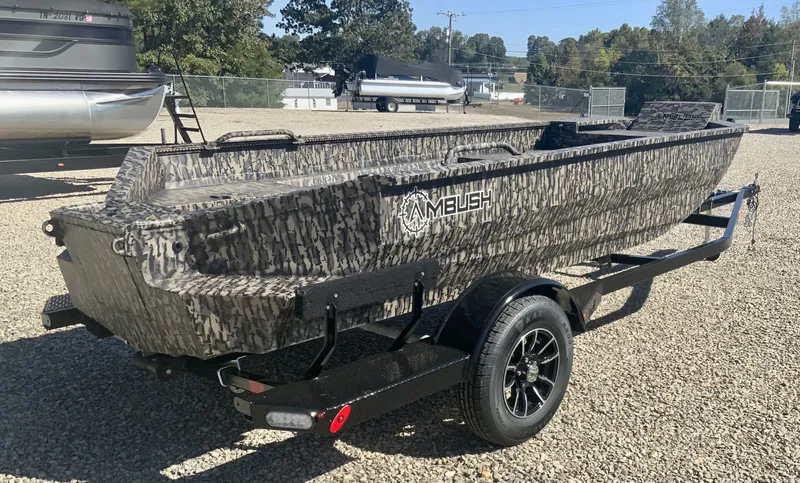 Slide: The Image of Ambush Boats 652 2026 - 3