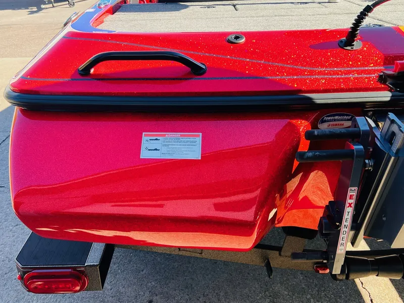 Slide: The Image of Skeeter ZX150 2026 - 27