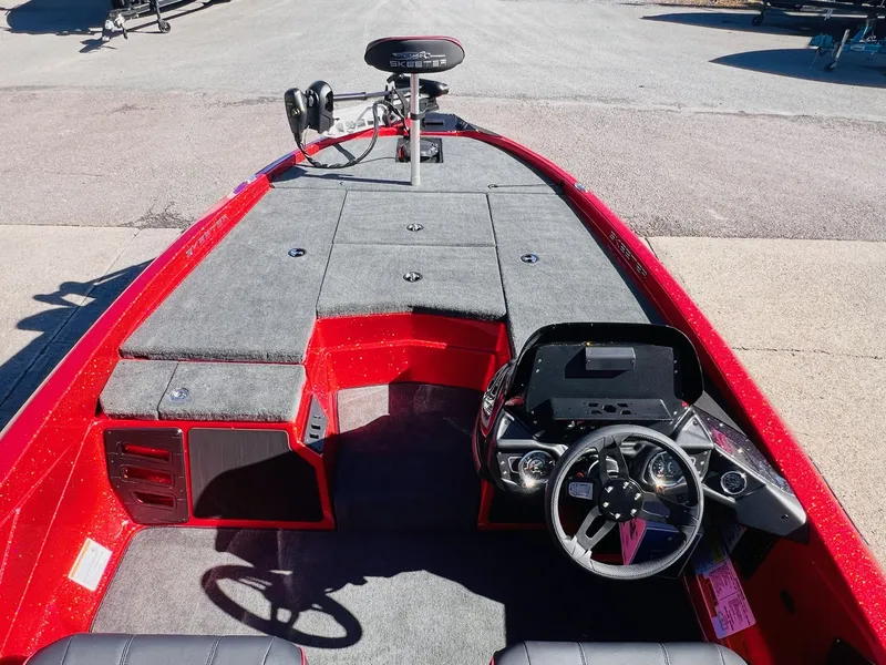 Slide: The Image of Skeeter ZX150 2026 - 28