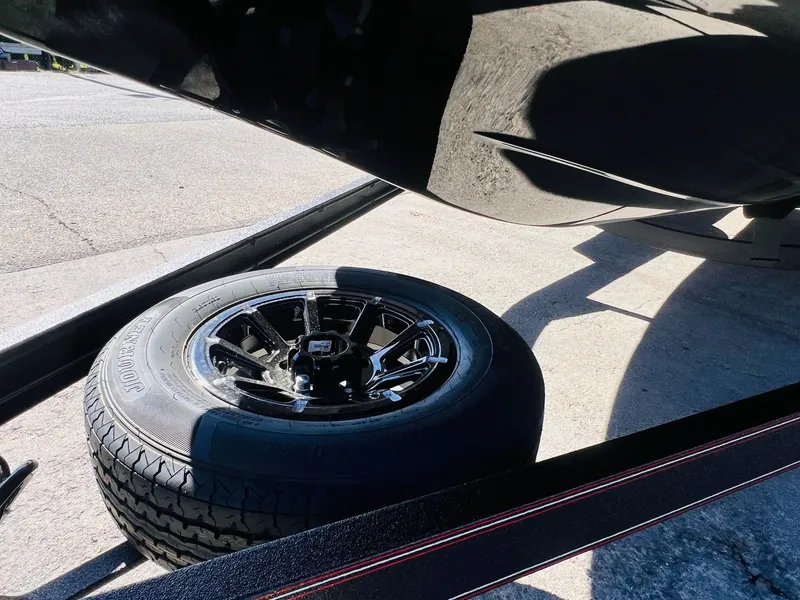 Slide: The Image of Skeeter ZX150 2026 - 32