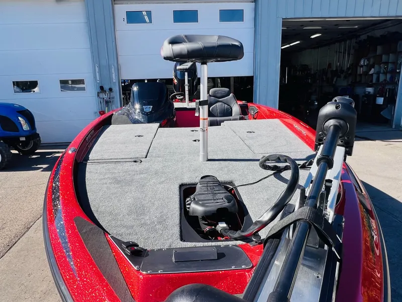 Slide: The Image of Skeeter ZX150 2026 - 48