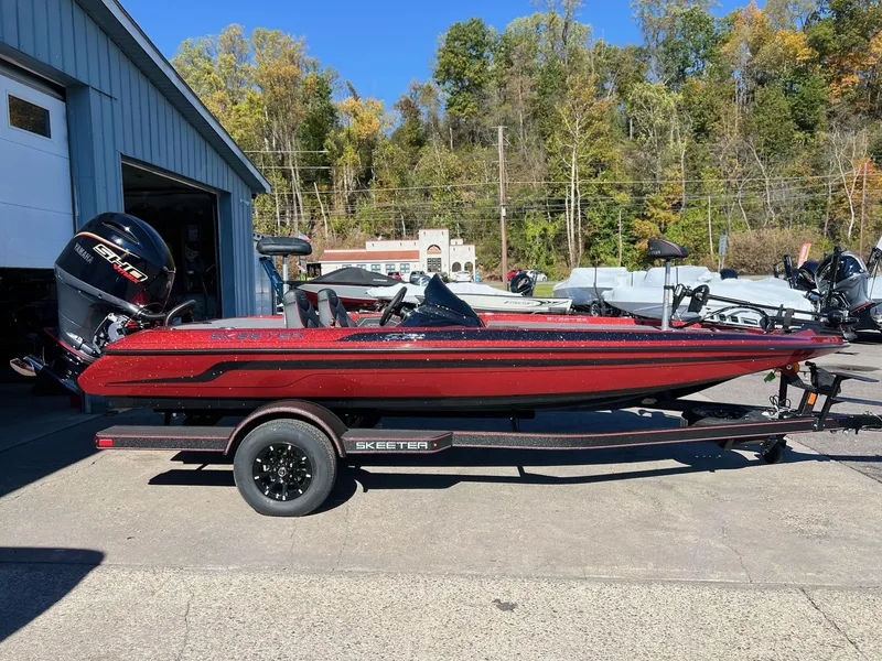 Slide: The Image of Skeeter ZX150 2026 - 8