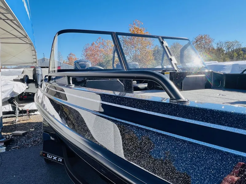 Slide: The Image of Skeeter WX2060 F 2026 - 31