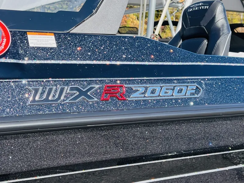 Slide: The Image of Skeeter WX2060 F 2026 - 34