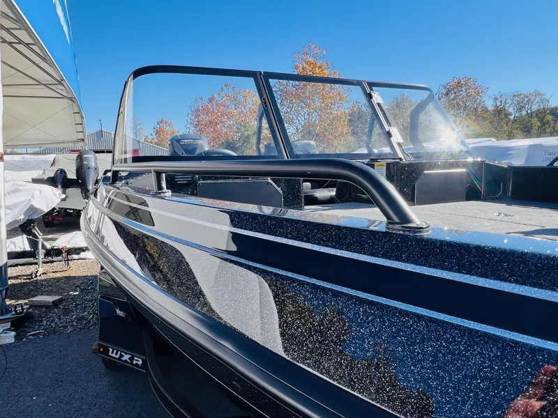 Slide: The Image of Skeeter WX2060 F 2026 - 35