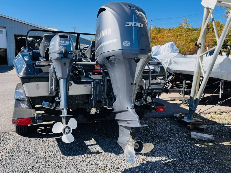 Slide: The Image of Skeeter WX2060 F 2026 - 40