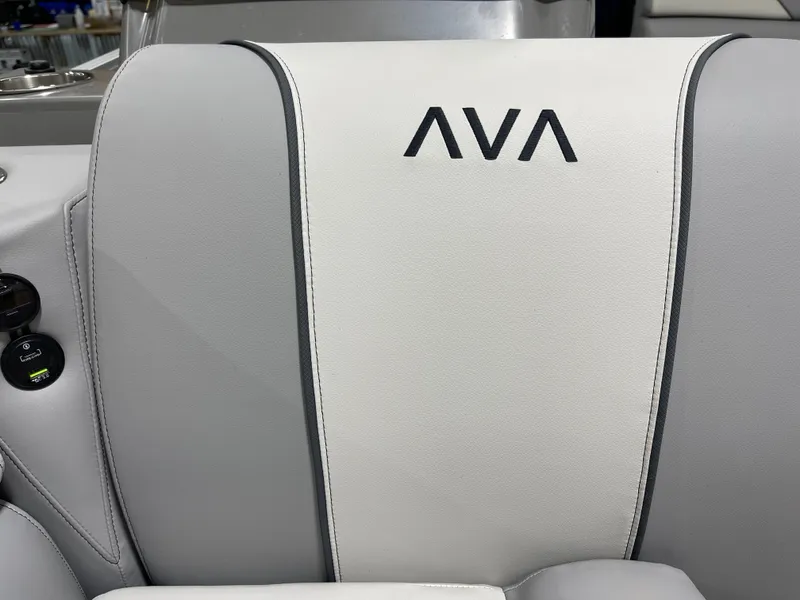 Slide: The Image of Avalon Venture Rear Fish - 21' 2025 - 11