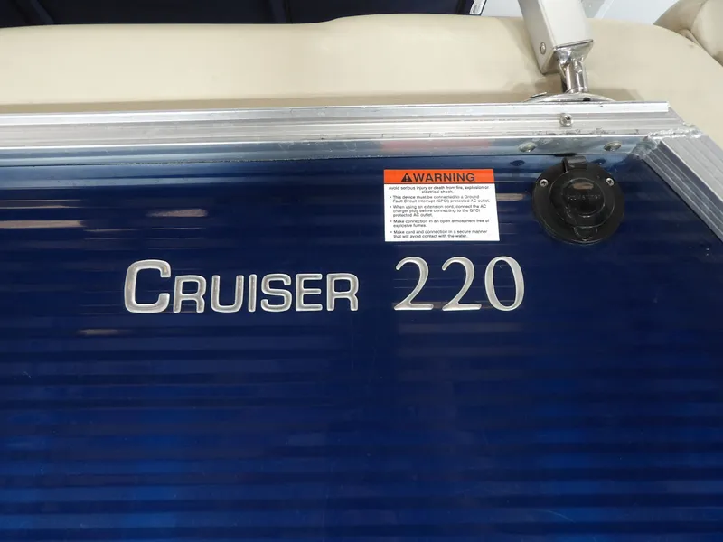 Slide: The Image of Harris CRUISER X220 2018 - 8